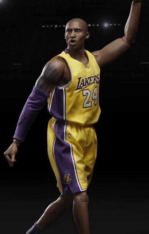 Figura Kobe Bryant Black Mamba 1/6 - NBA - Enterbay - Livros de